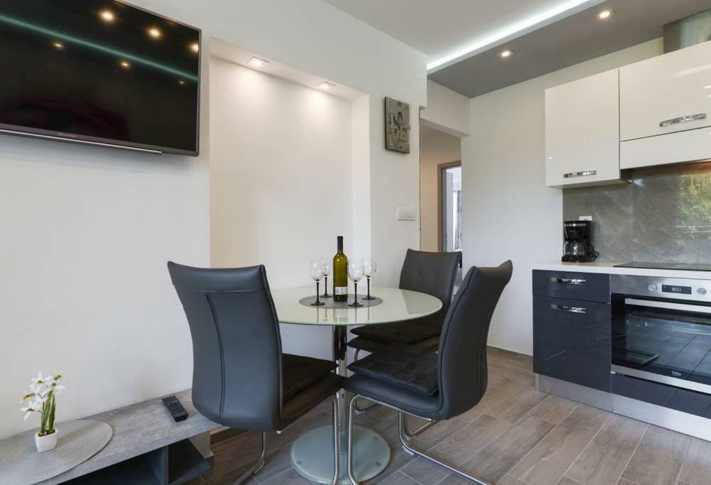 Reza Luxury Apartment 자다르 외부 사진